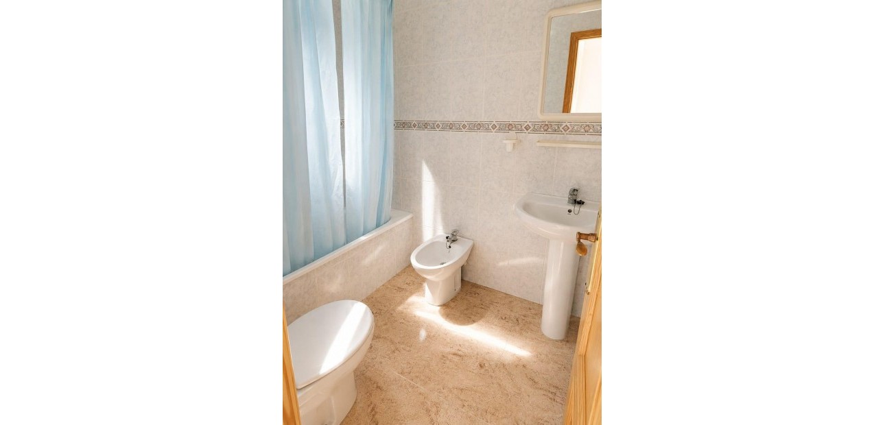 Herverkoop - Appartement / flat -
Torrevieja - torrevieja