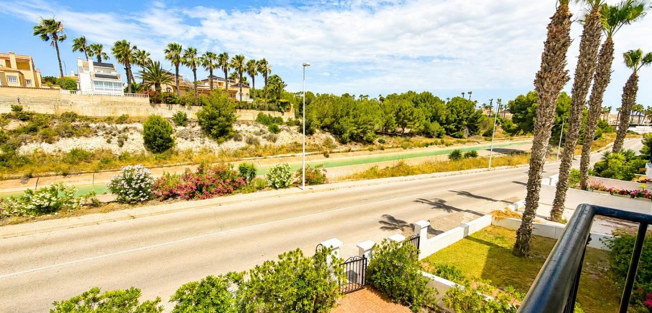 Herverkoop - Appartement / flat -
Orihuela Costa - Los Dolses
