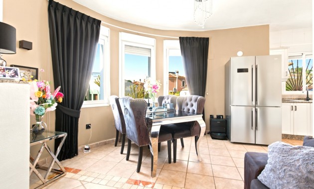 Venta - Detached Villa -
Ciudad Quesada - La Marquesa