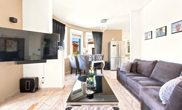 Venta - Detached Villa -
Ciudad Quesada - La Marquesa