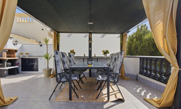 Venta - Detached Villa -
Ciudad Quesada - La Marquesa
