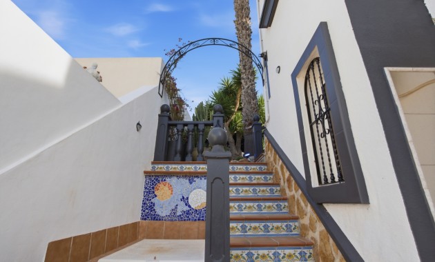 Venta - Detached Villa -
Ciudad Quesada - La Marquesa