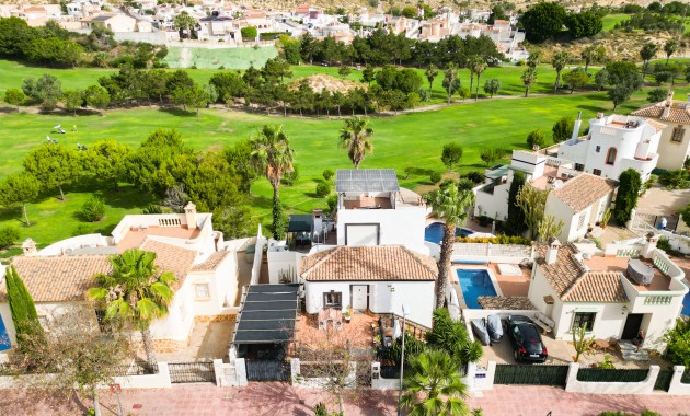 Venta - Detached Villa -
Ciudad Quesada - La Marquesa