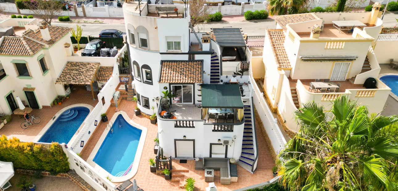 Venta - Detached Villa -
Ciudad Quesada - La Marquesa