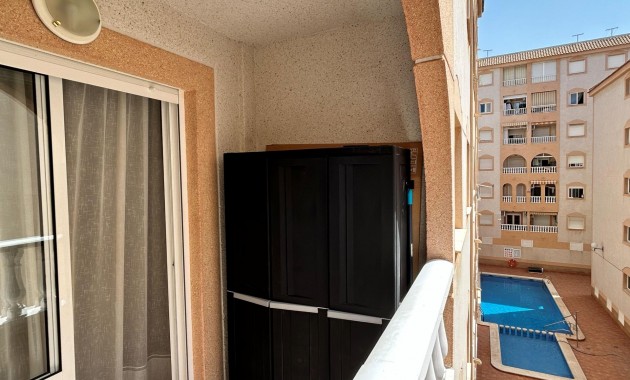 Herverkoop - Appartement / flat -
Torrevieja - Centro