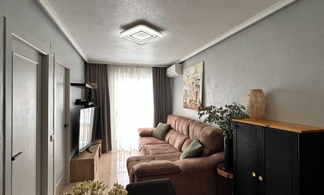 Herverkoop - Appartement / flat -
Torrevieja - Centro