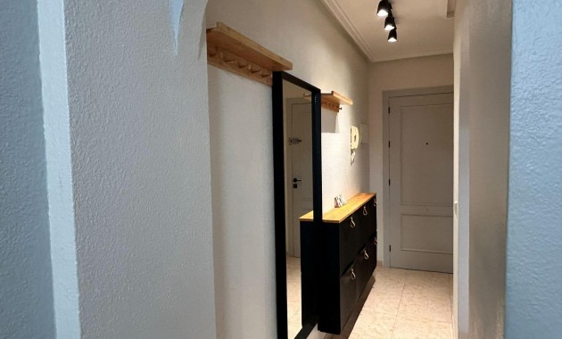 Herverkoop - Appartement / flat -
Torrevieja - Centro