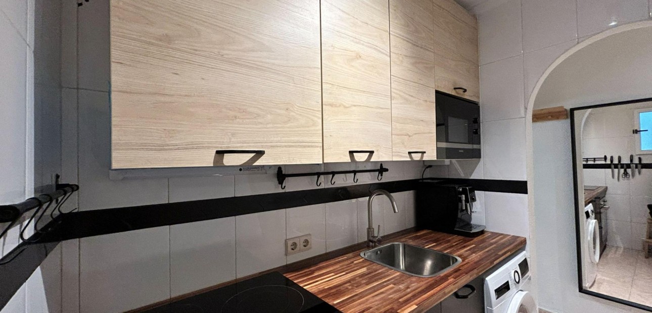 Herverkoop - Appartement / flat -
Torrevieja - Centro
