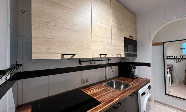 Herverkoop - Appartement / flat -
Torrevieja - Centro