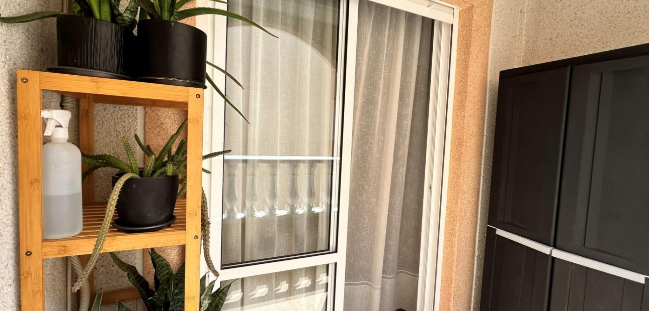 Herverkoop - Appartement / flat -
Torrevieja - Centro
