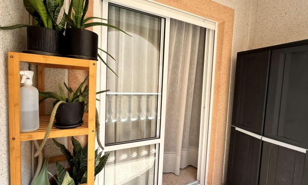 Herverkoop - Appartement / flat -
Torrevieja - Centro