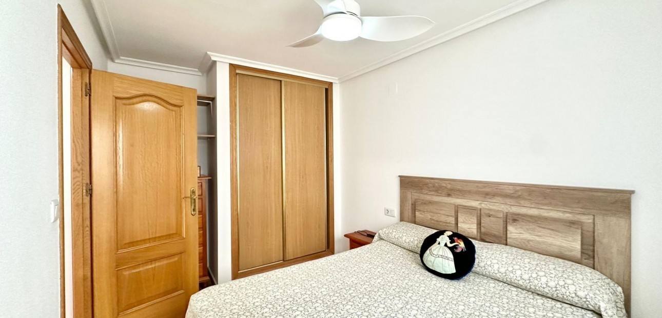 Herverkoop - Appartement / flat -
Torrevieja - Centro