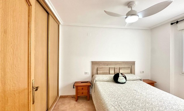 Herverkoop - Appartement / flat -
Torrevieja - Centro
