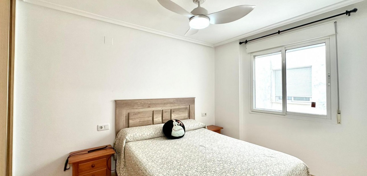 Herverkoop - Appartement / flat -
Torrevieja - Centro