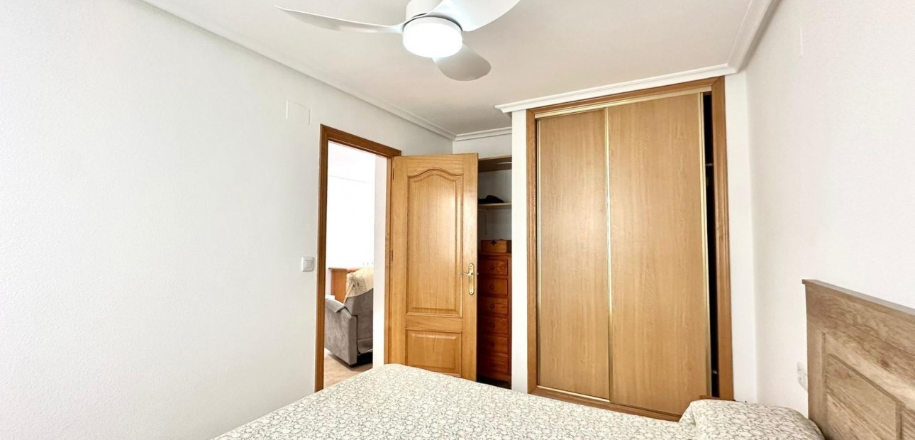 Herverkoop - Appartement / flat -
Torrevieja - Centro