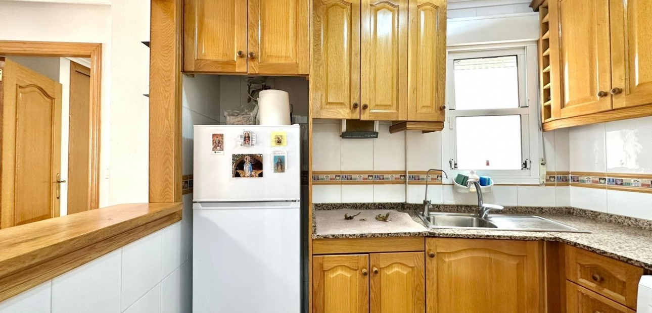 Herverkoop - Appartement / flat -
Torrevieja - Centro