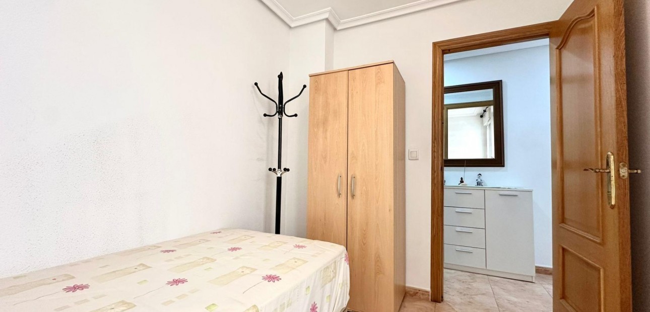 Herverkoop - Appartement / flat -
Torrevieja - Centro