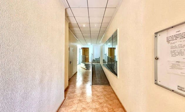 Herverkoop - Appartement / flat -
Torrevieja - Centro