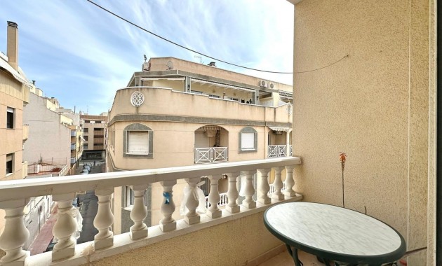 Herverkoop - Appartement / flat -
Torrevieja - Centro