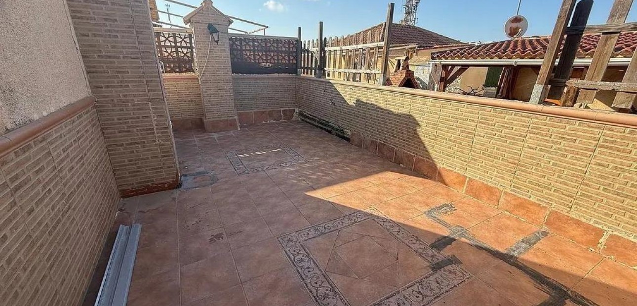 Herverkoop - Bungalow -
Torrevieja - Torreblanca
