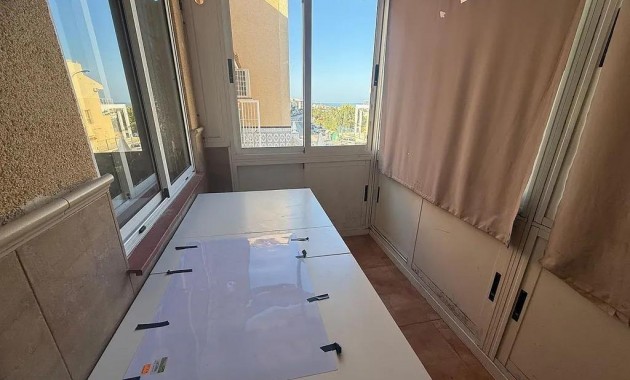 Herverkoop - Bungalow -
Torrevieja - Torreblanca