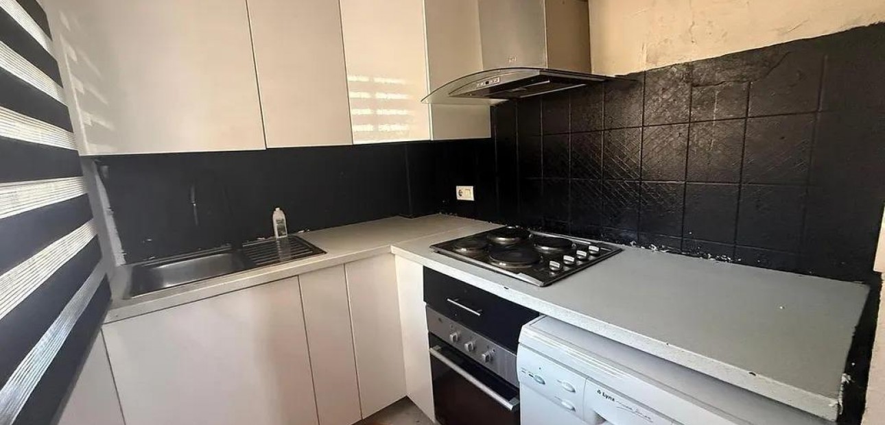 Herverkoop - Bungalow -
Torrevieja - Torreblanca