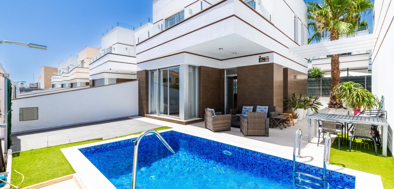 Venta - Detached Villa -
Ciudad Quesada - Lo Marabu
