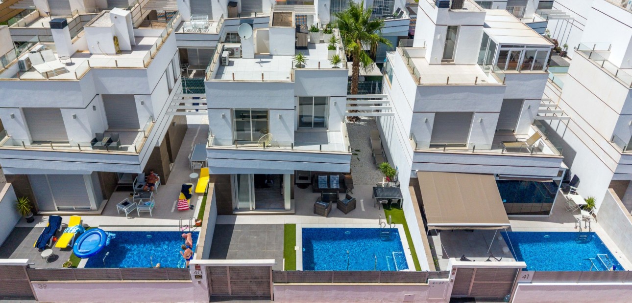 Venta - Detached Villa -
Ciudad Quesada - Lo Marabu