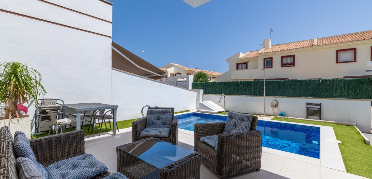 Venta - Detached Villa -
Ciudad Quesada - Lo Marabu
