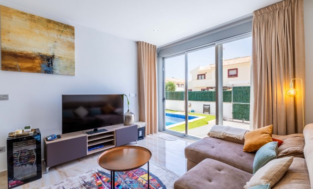 Venta - Detached Villa -
Ciudad Quesada - Lo Marabu