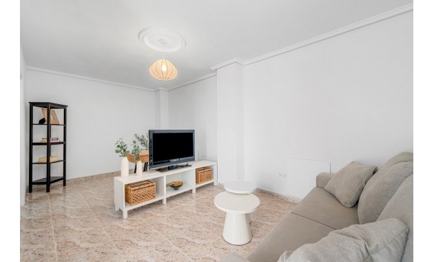 Herverkoop - Semi Detached Villa -
Ciudad Quesada - Ciudad Quesada - Town