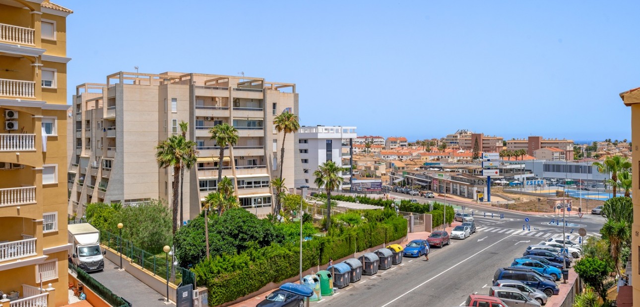 Herverkoop - Appartement / flat -
Torrevieja - Torrevieja - Aguas Nuevas