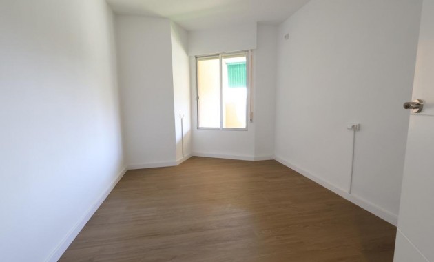 Herverkoop - Appartement / flat -
Orihuela Costa - La Zenia