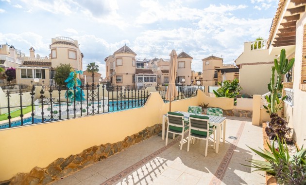 Sale - Apartment / flat -
Orihuela Costa