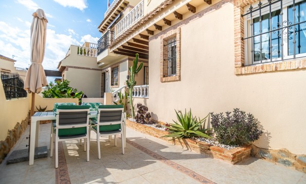 Sale - Apartment / flat -
Orihuela Costa