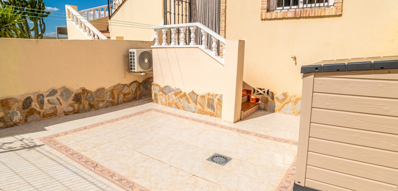 Sale - Apartment / flat -
Orihuela Costa