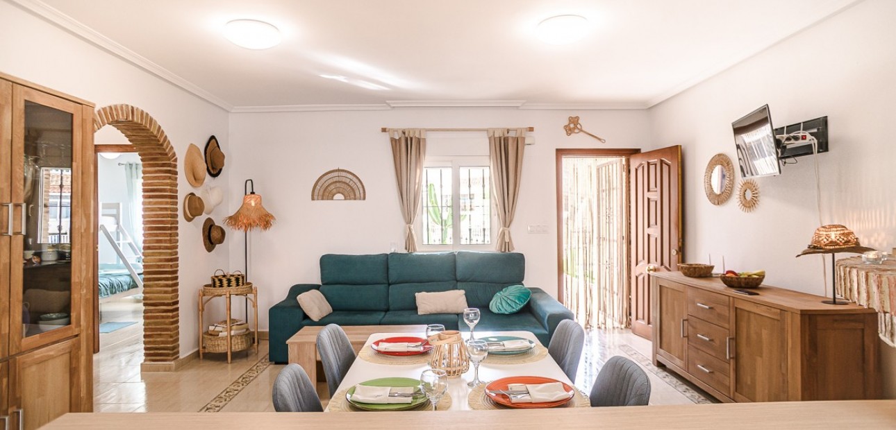 Sale - Apartment / flat -
Orihuela Costa