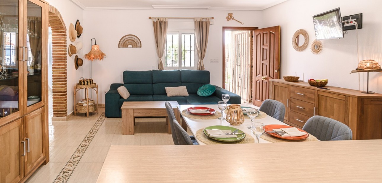 Sale - Apartment / flat -
Orihuela Costa