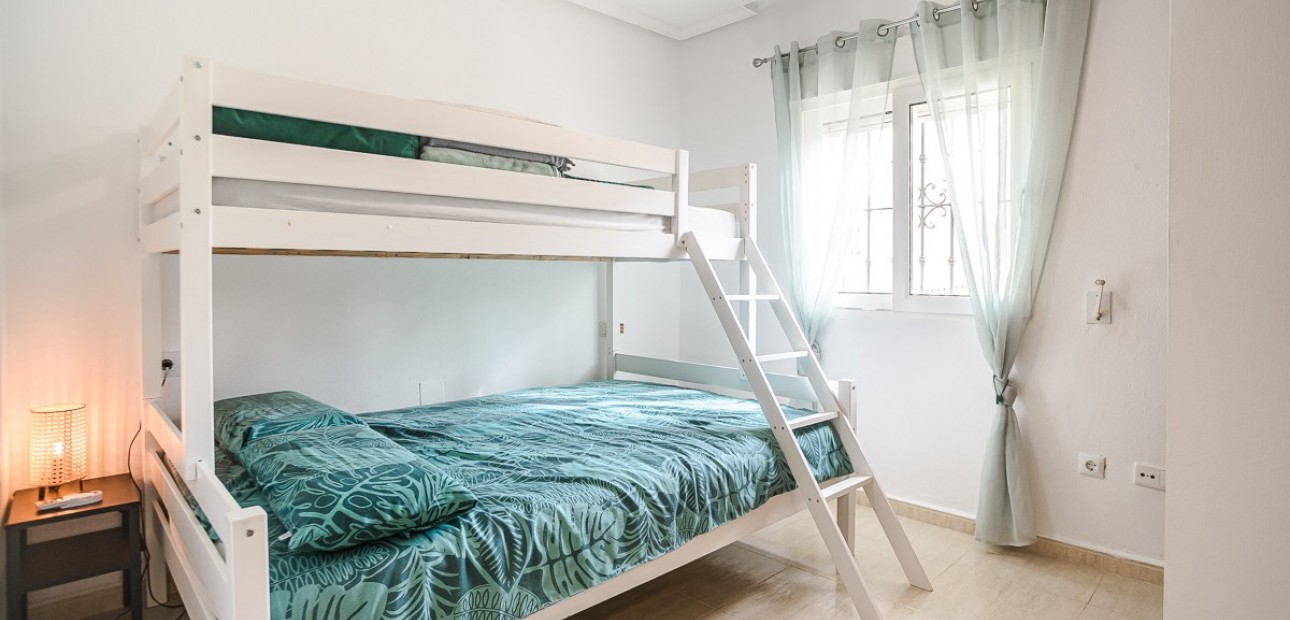 Sale - Apartment / flat -
Orihuela Costa