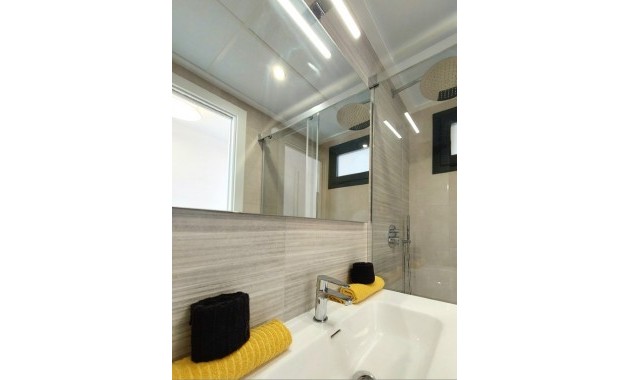 Sale - Apartment / flat -
Orihuela Costa - Villamartín