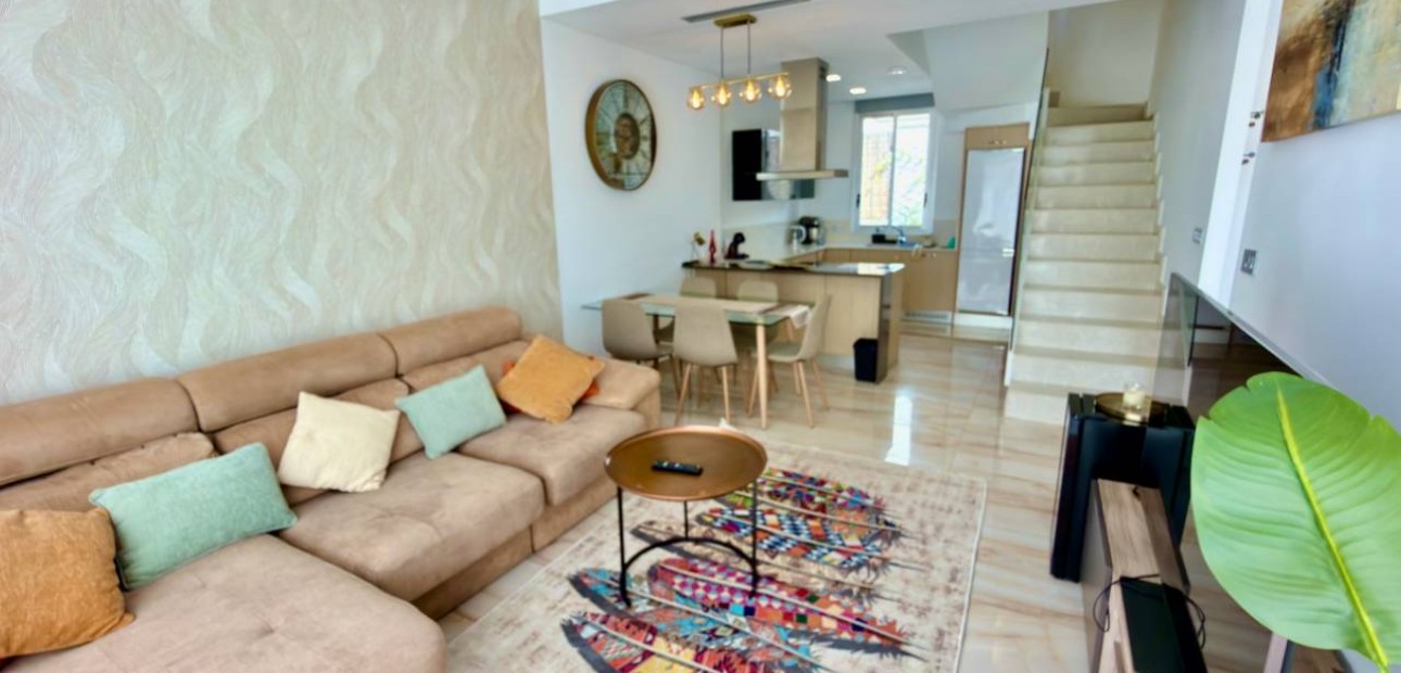 Sale - Villa -
Ciudad Quesada - Costa Blanca