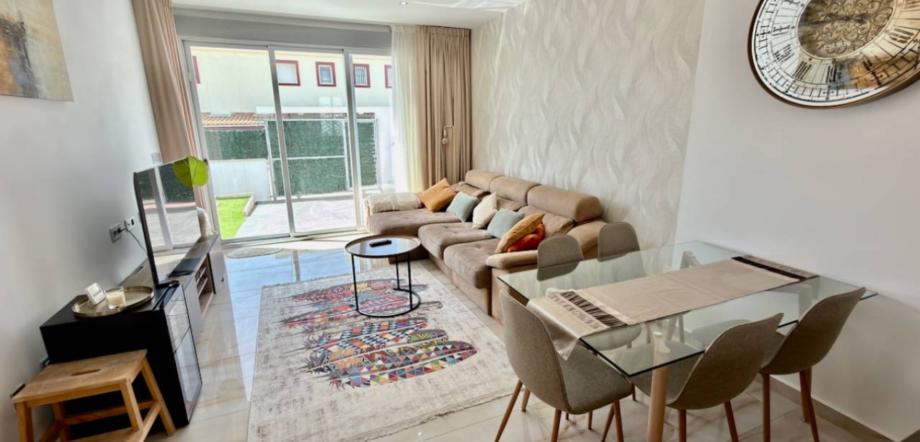 Sale - Villa -
Ciudad Quesada - Costa Blanca