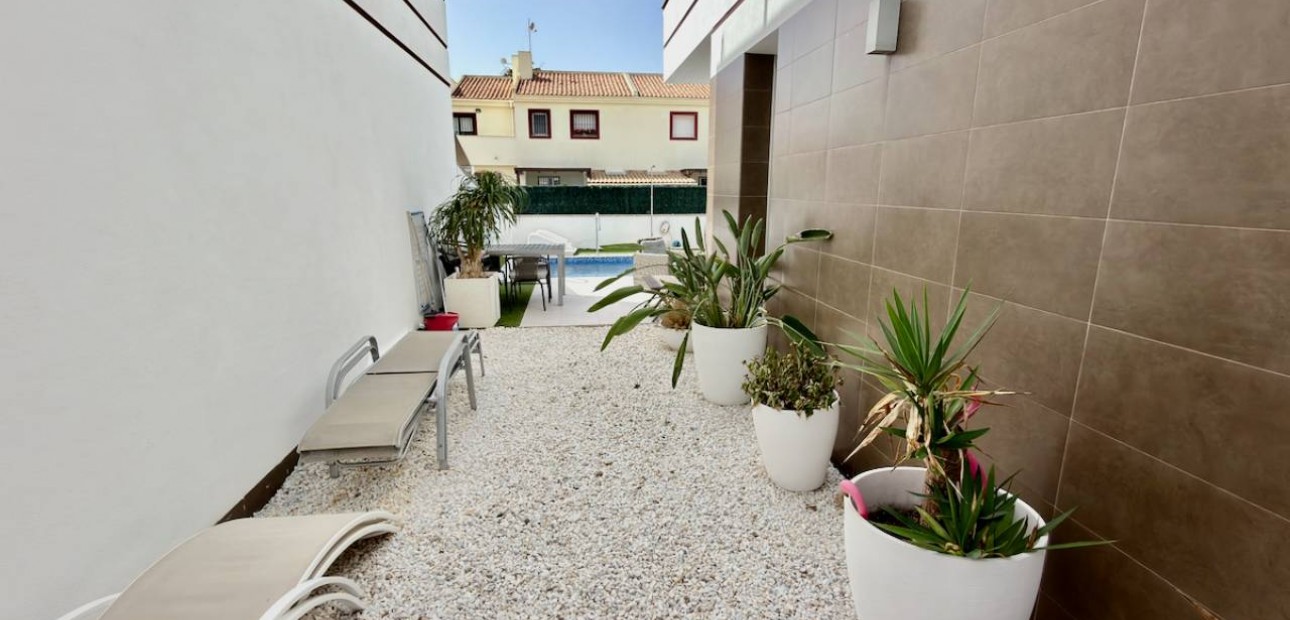 Sale - Villa -
Ciudad Quesada - Costa Blanca