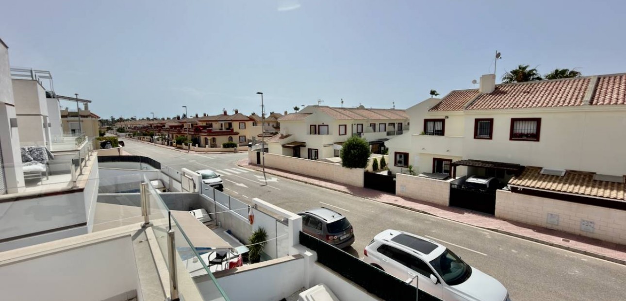 Sale - Villa -
Ciudad Quesada - Costa Blanca