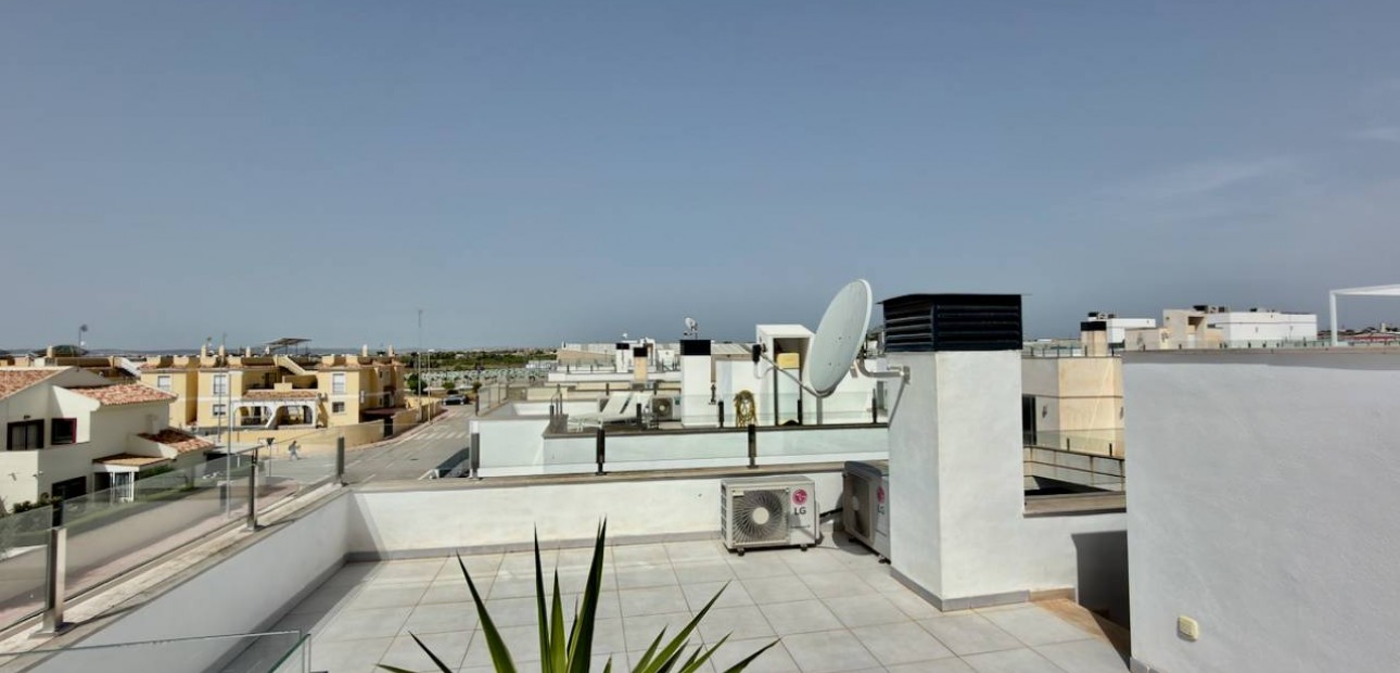 Sale - Villa -
Ciudad Quesada - Costa Blanca