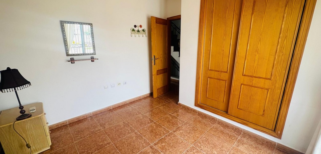Sale - Townhouse -
Orihuela - Entre Naranjos Vistabella