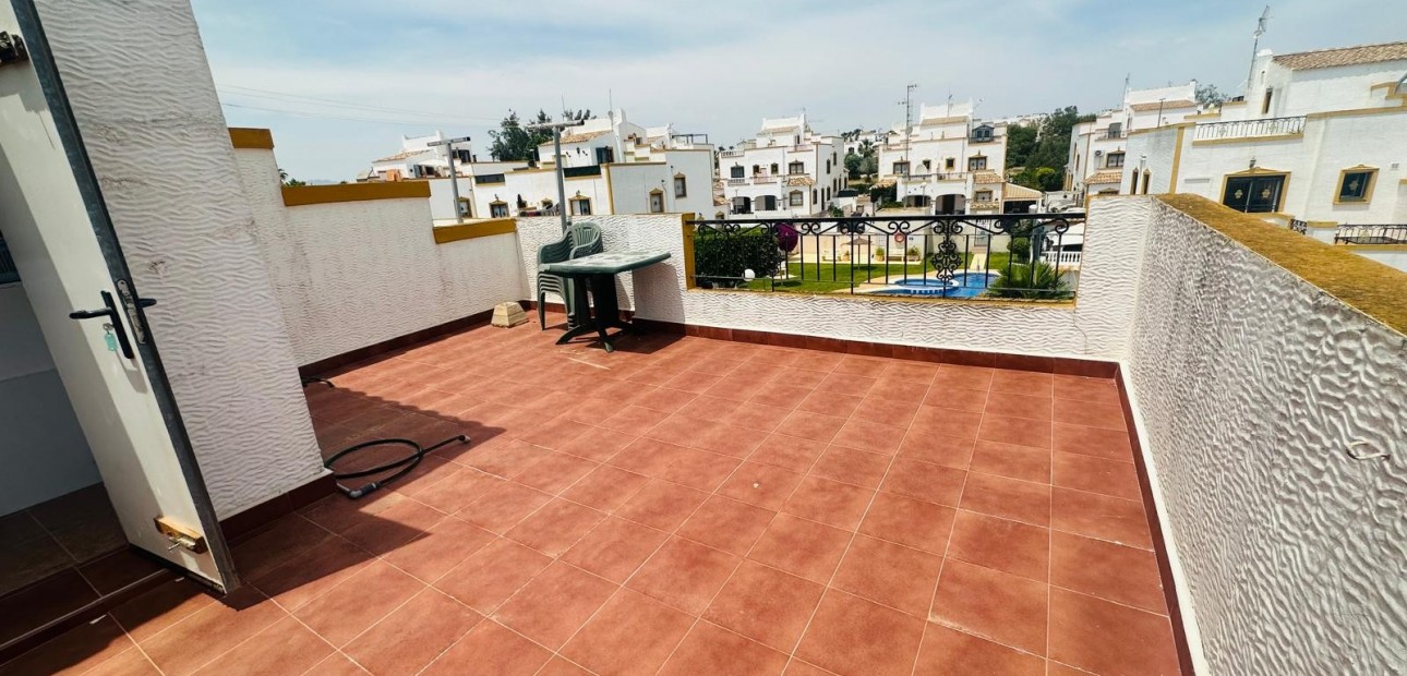 Sale - Townhouse -
Orihuela - Entre Naranjos Vistabella
