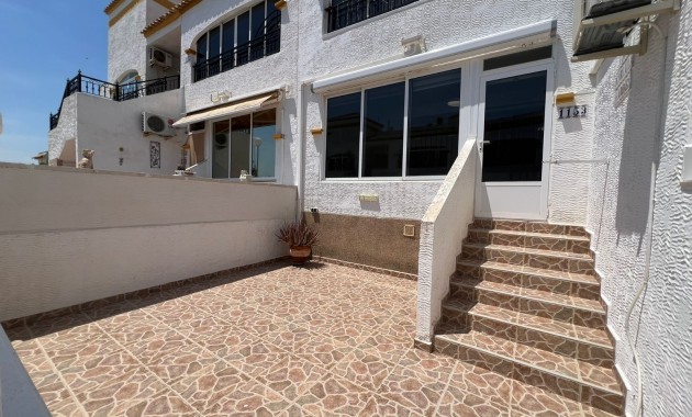 Sale - Apartment / flat -
Orihuela - Entre Naranjos - Vistabella Golf