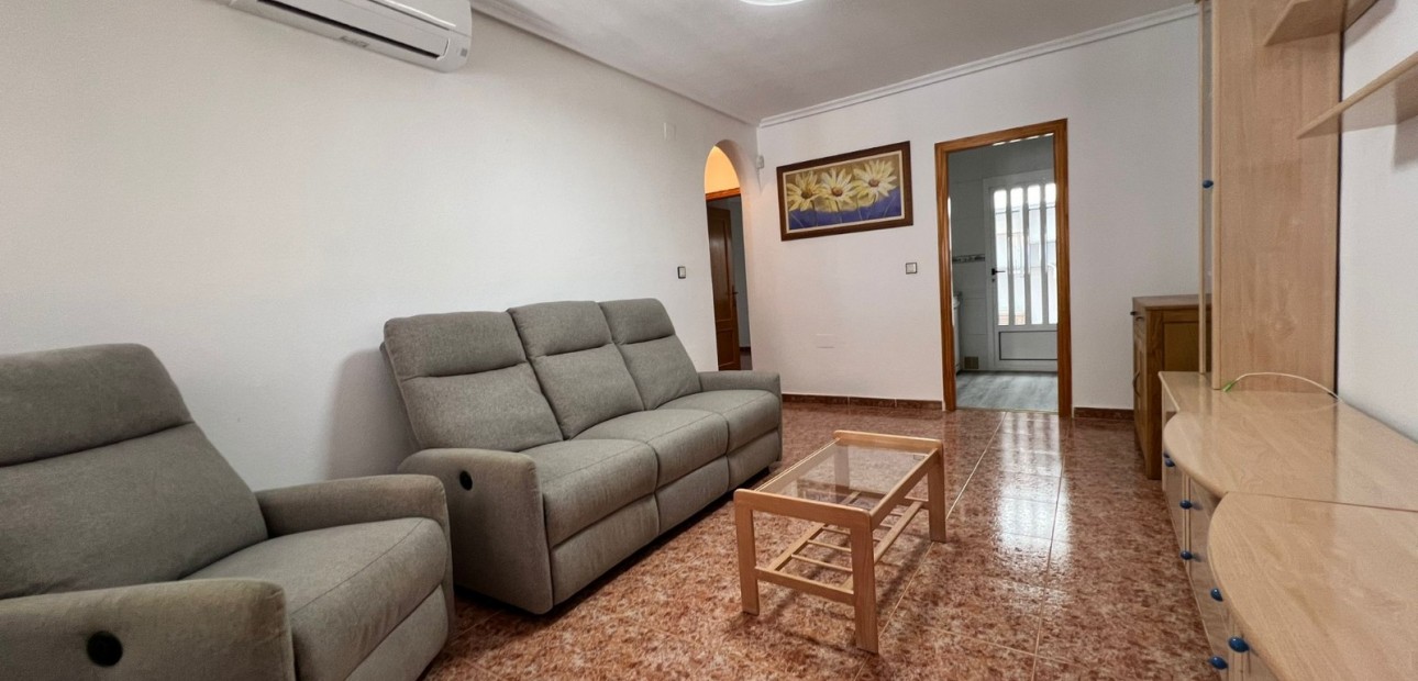 Sale - Apartment / flat -
Orihuela - Entre Naranjos - Vistabella Golf