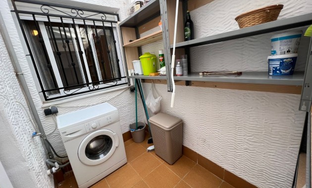 Sale - Apartment / flat -
Orihuela - Entre Naranjos - Vistabella Golf